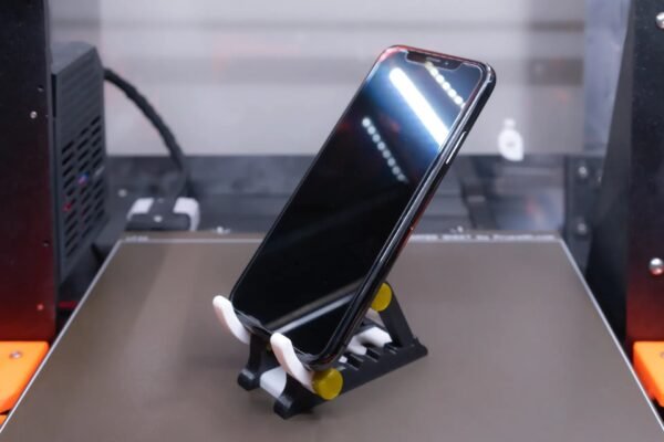 Adjustable Stand for Smartphones