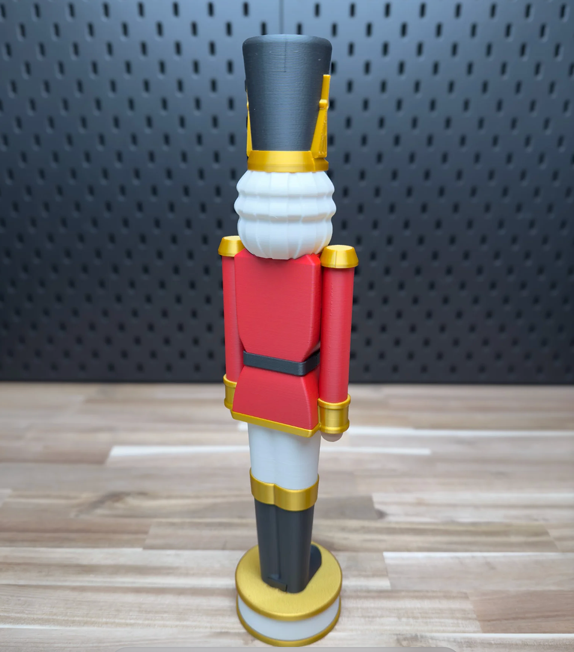 Holiday Guardian Nutcracker - Image 4